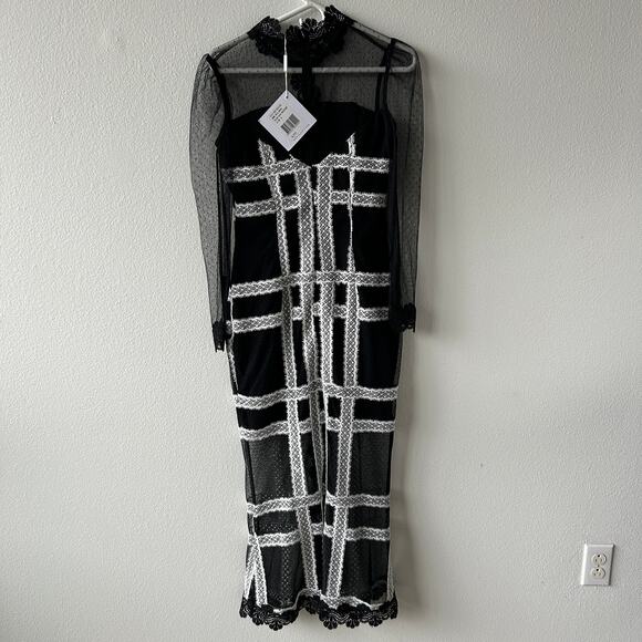 NWT Elliatt Nyla Dress Size Small - Picture 2 of 7